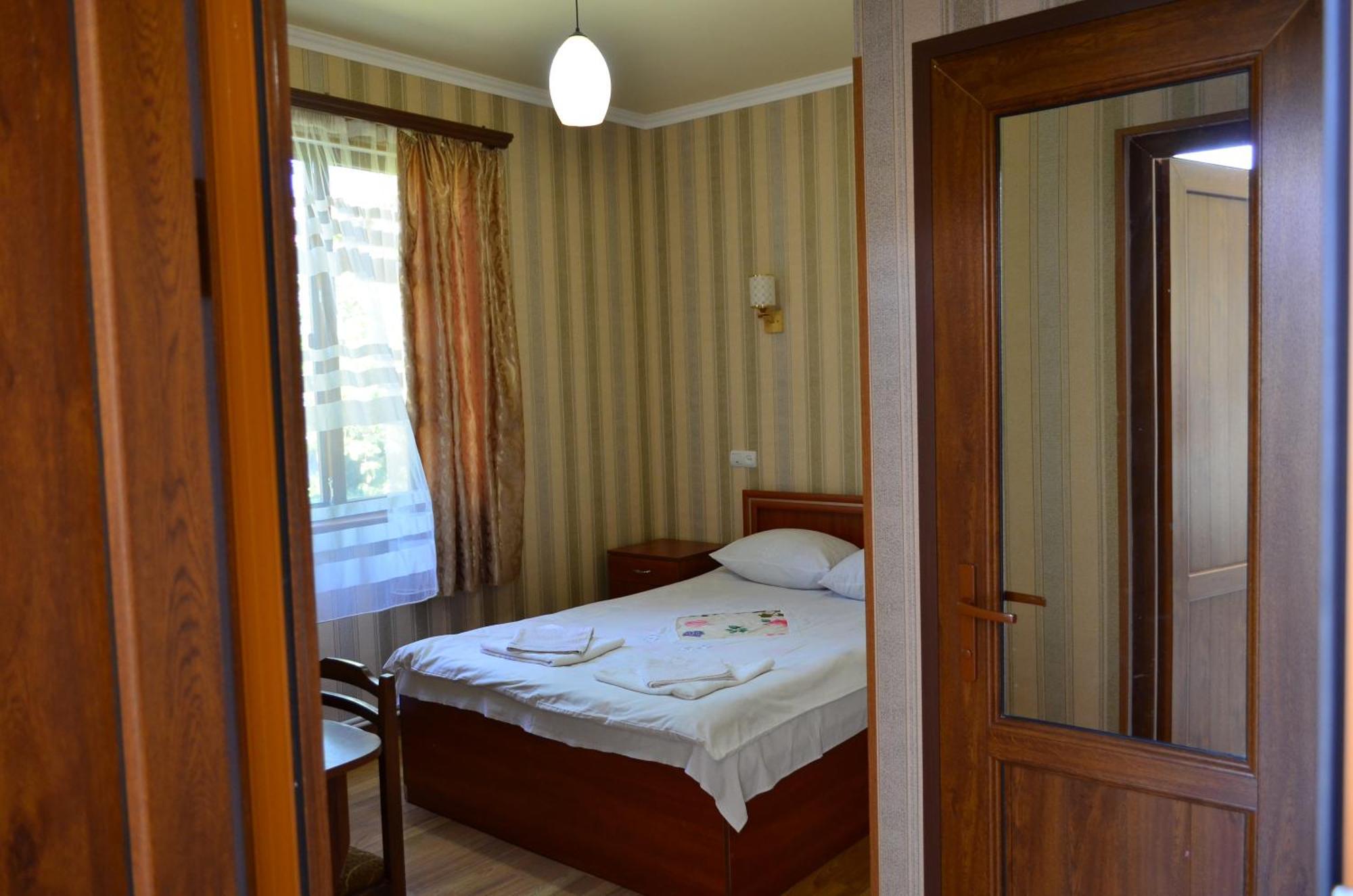 Aghasu Tun B&B Odzun Luaran gambar